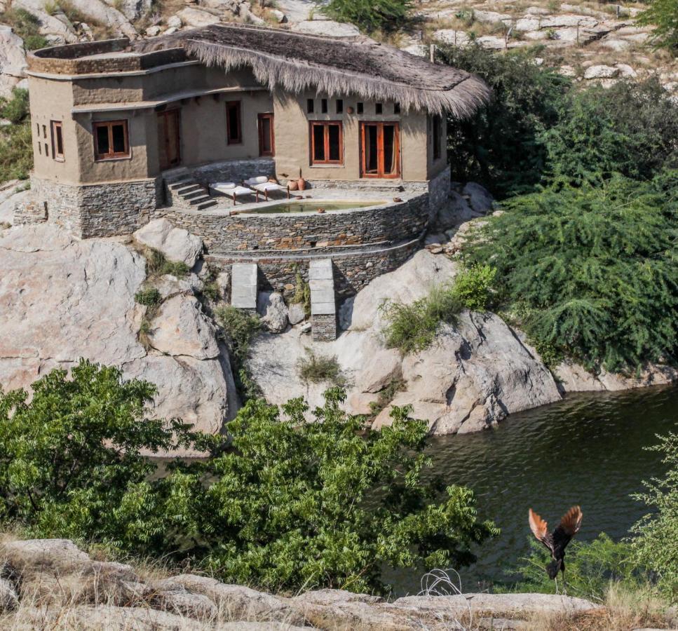 Brij Lakshman Sagar, Pali - Small Luxury Hotels Of The World Raipur  المظهر الخارجي الصورة